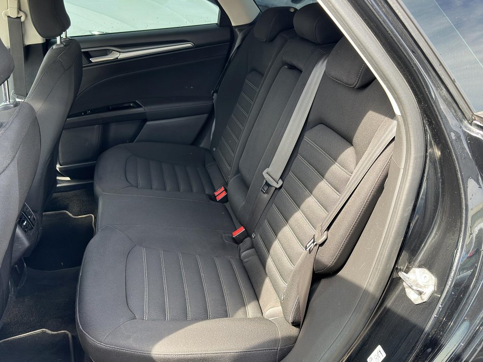 Ford Mondeo 2.0i 