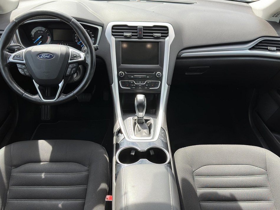 Ford Mondeo 2.0i 