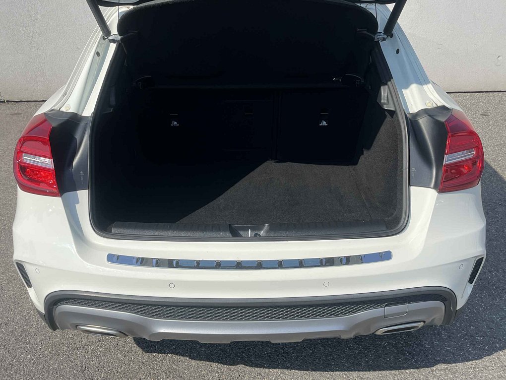 Mercedes-Benz GLA 2.2CDi  4Mat