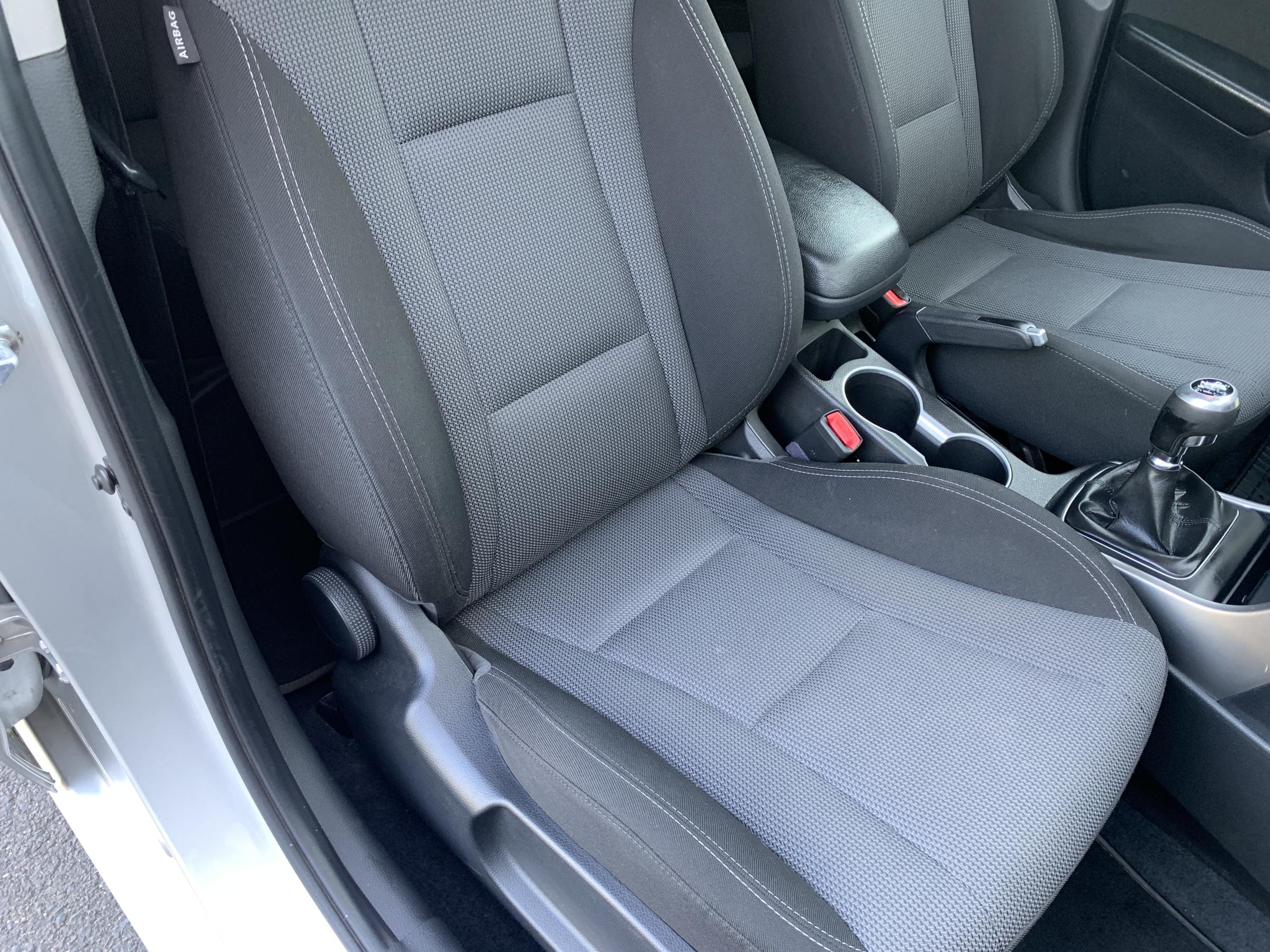 Hyundai i30, 2013 - pohled č. 12