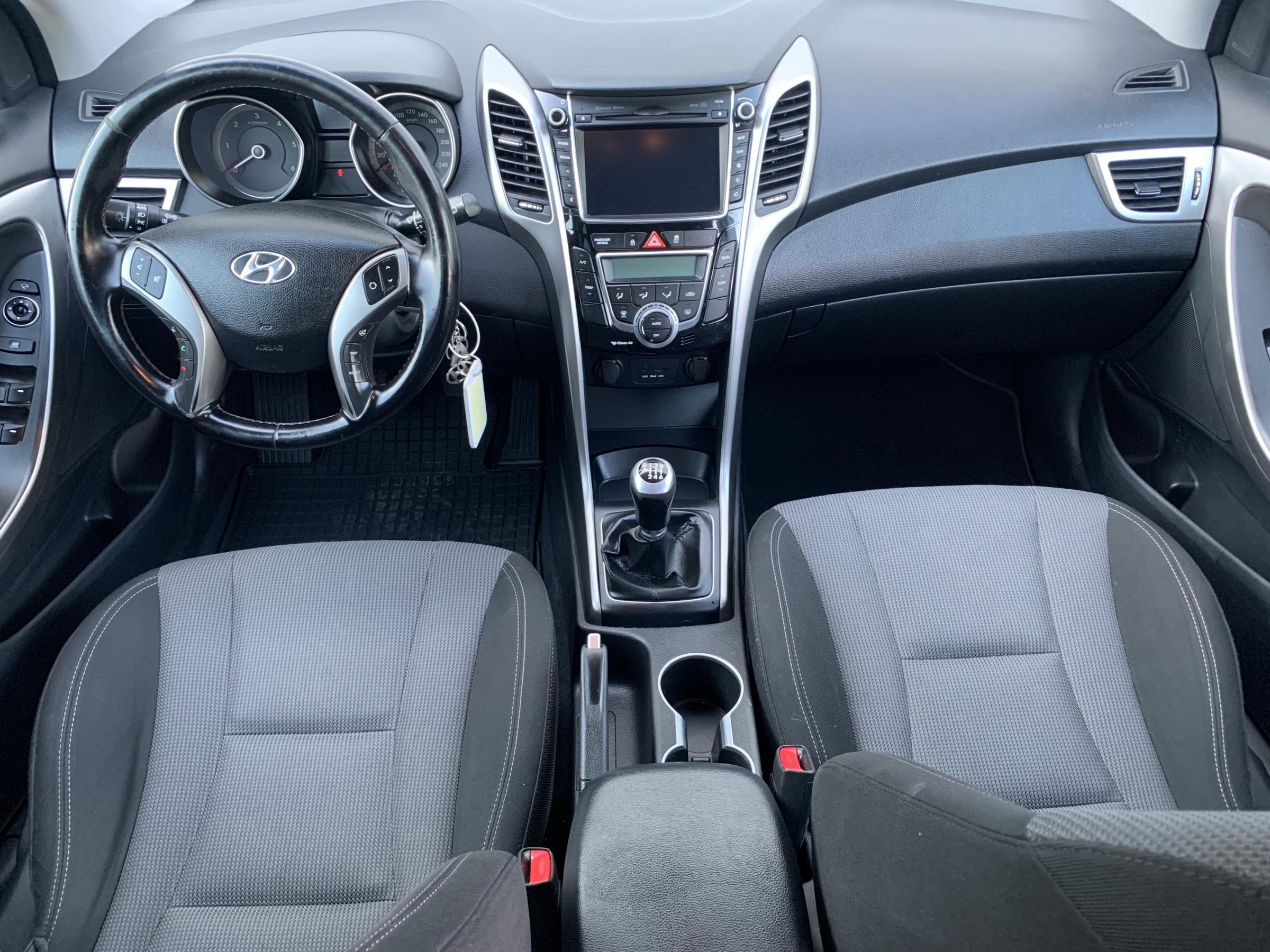 Hyundai i30, 2013 - pohled č. 13