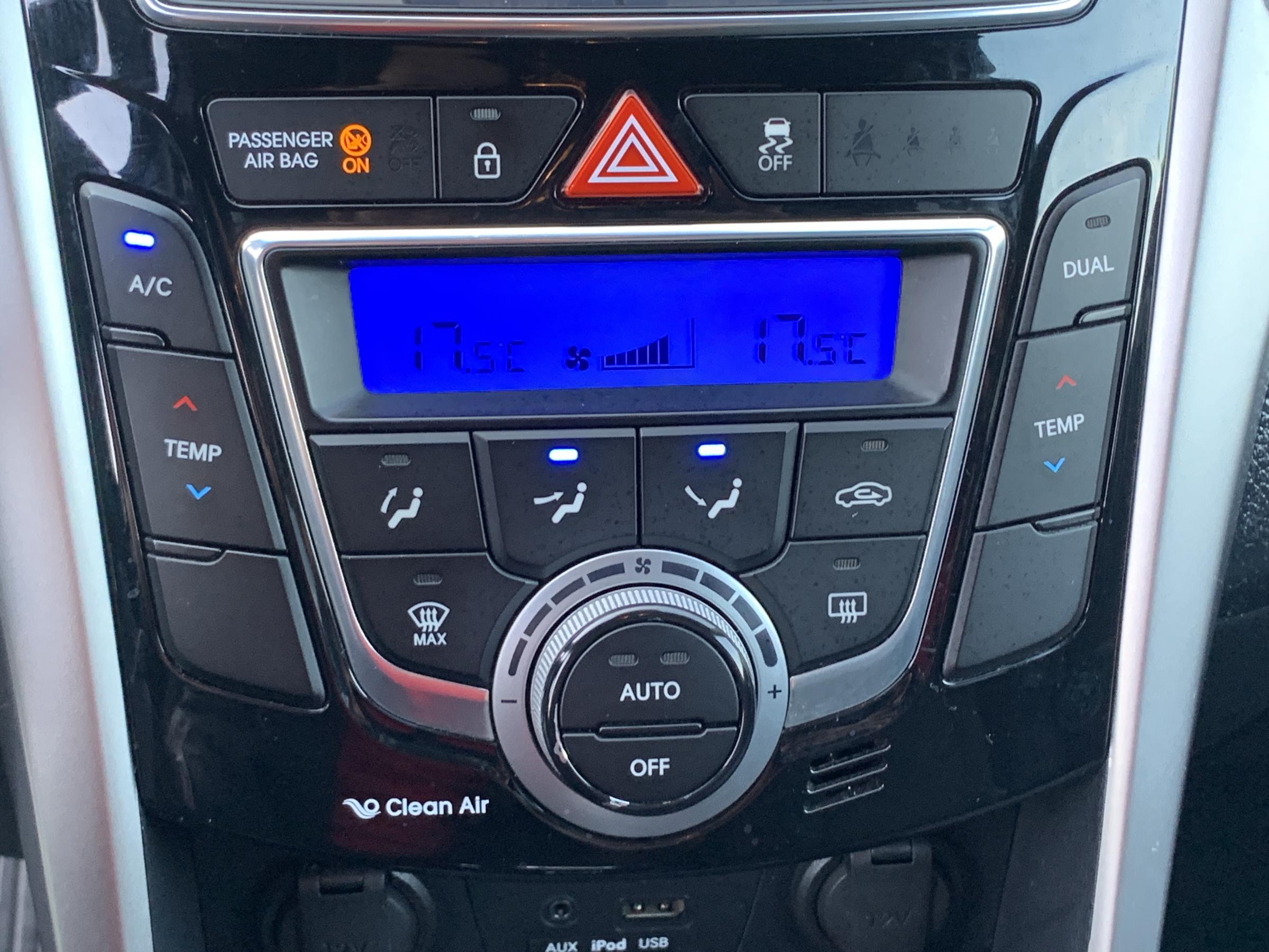 Hyundai i30, 2013 - pohled č. 18