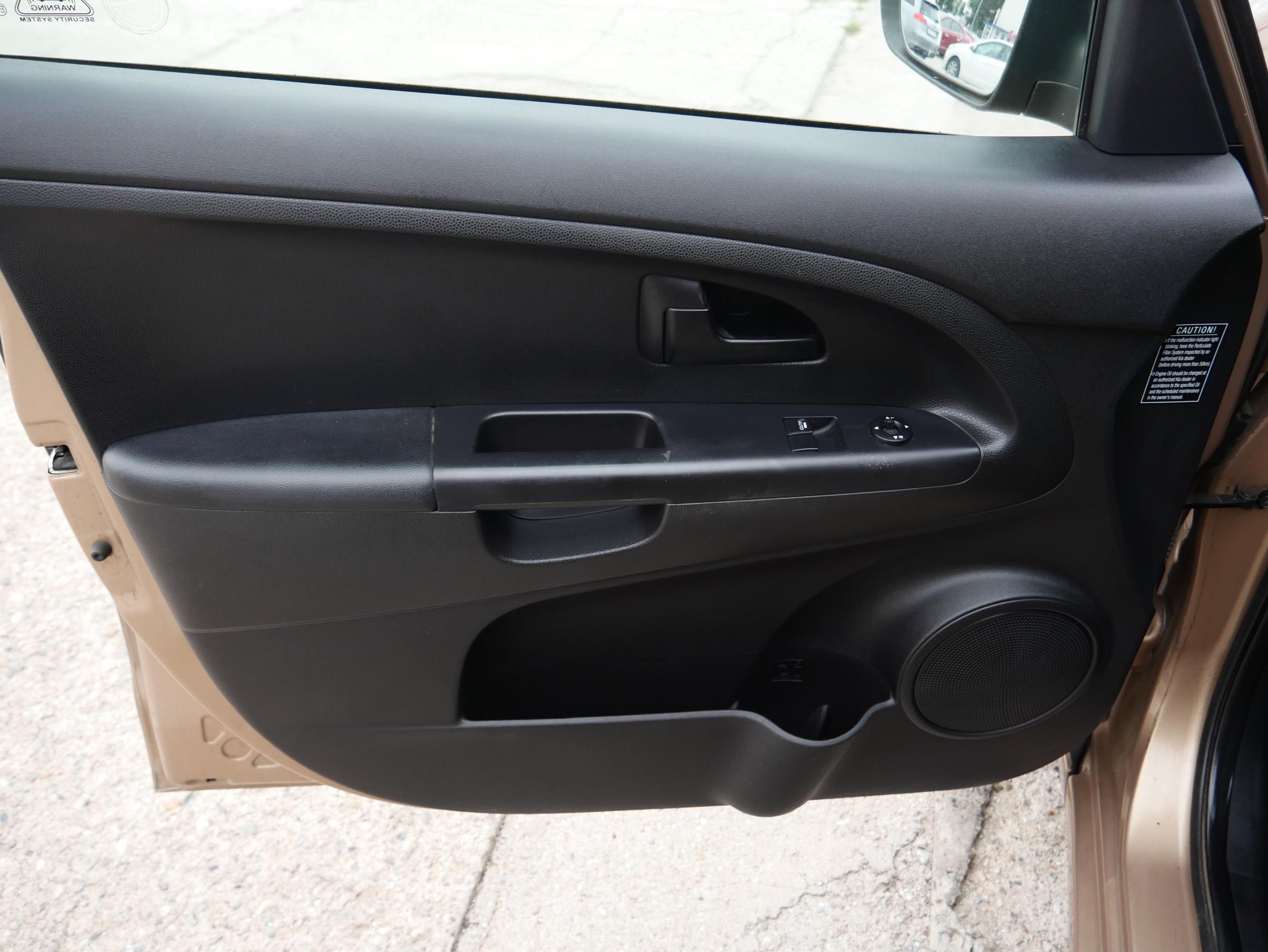 Kia Venga, 2012 - pohled č. 16