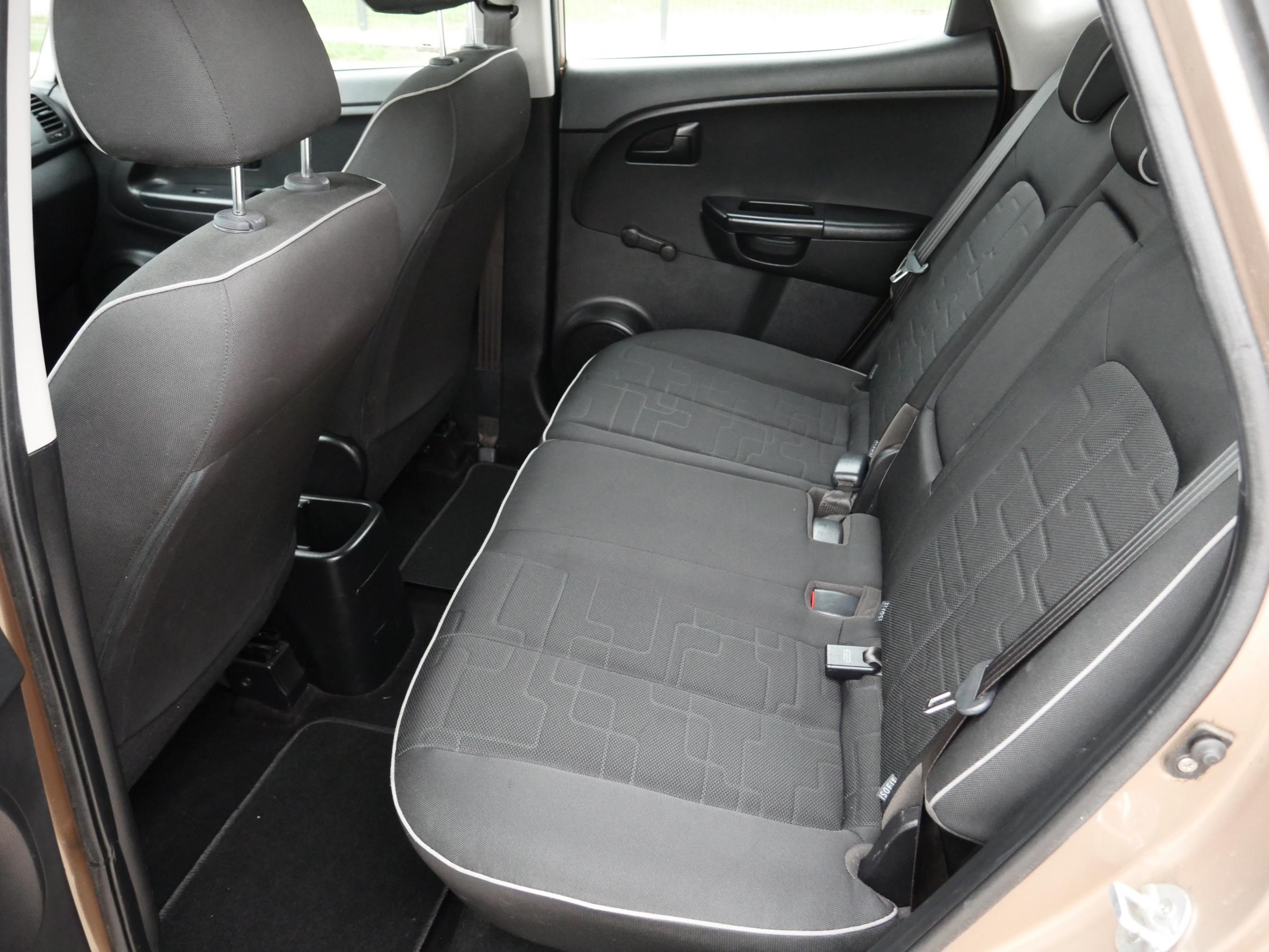 Kia Venga, 2012 - pohled č. 19