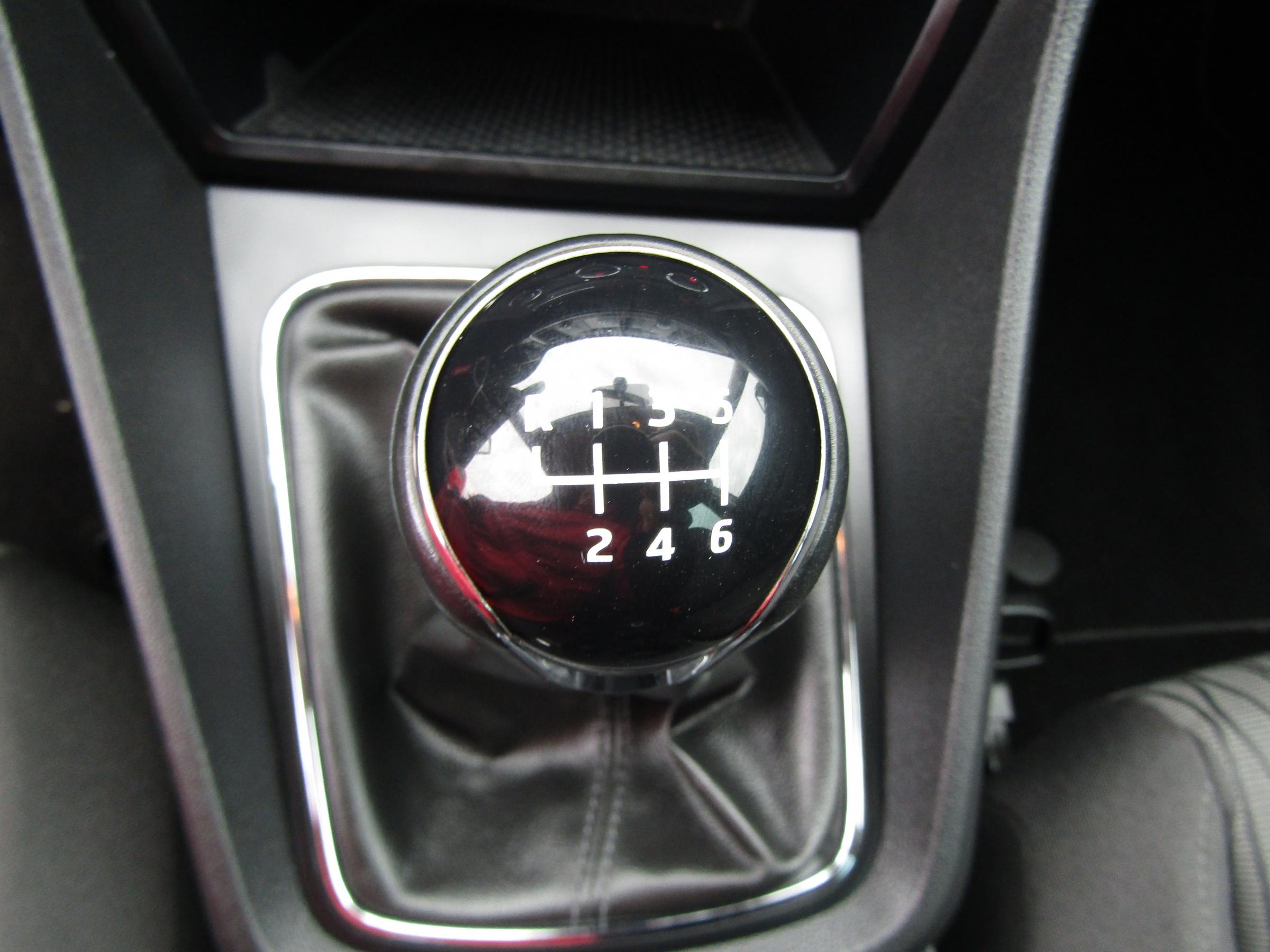 Seat Leon, 2014 - pohled č. 16