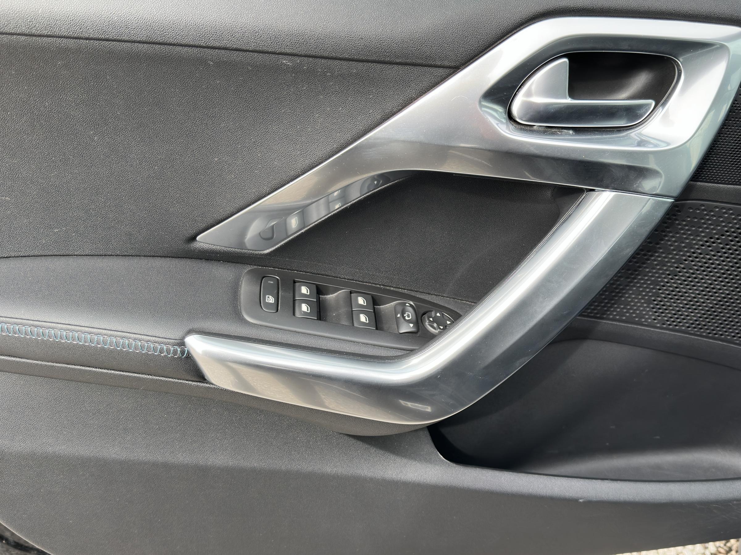 Peugeot 2008, 2019 - pohled č. 11