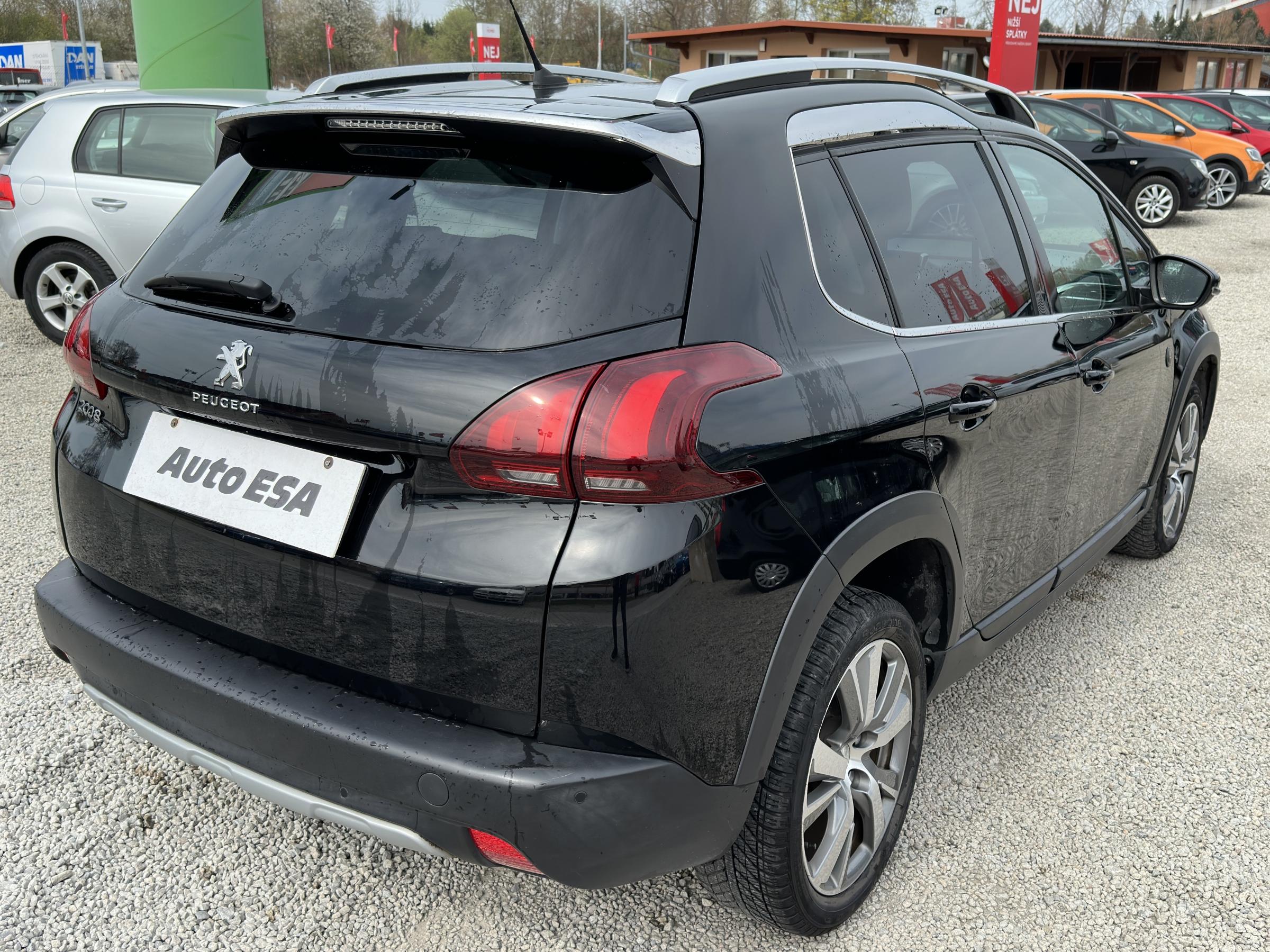 Peugeot 2008, 2019 - pohled č. 4