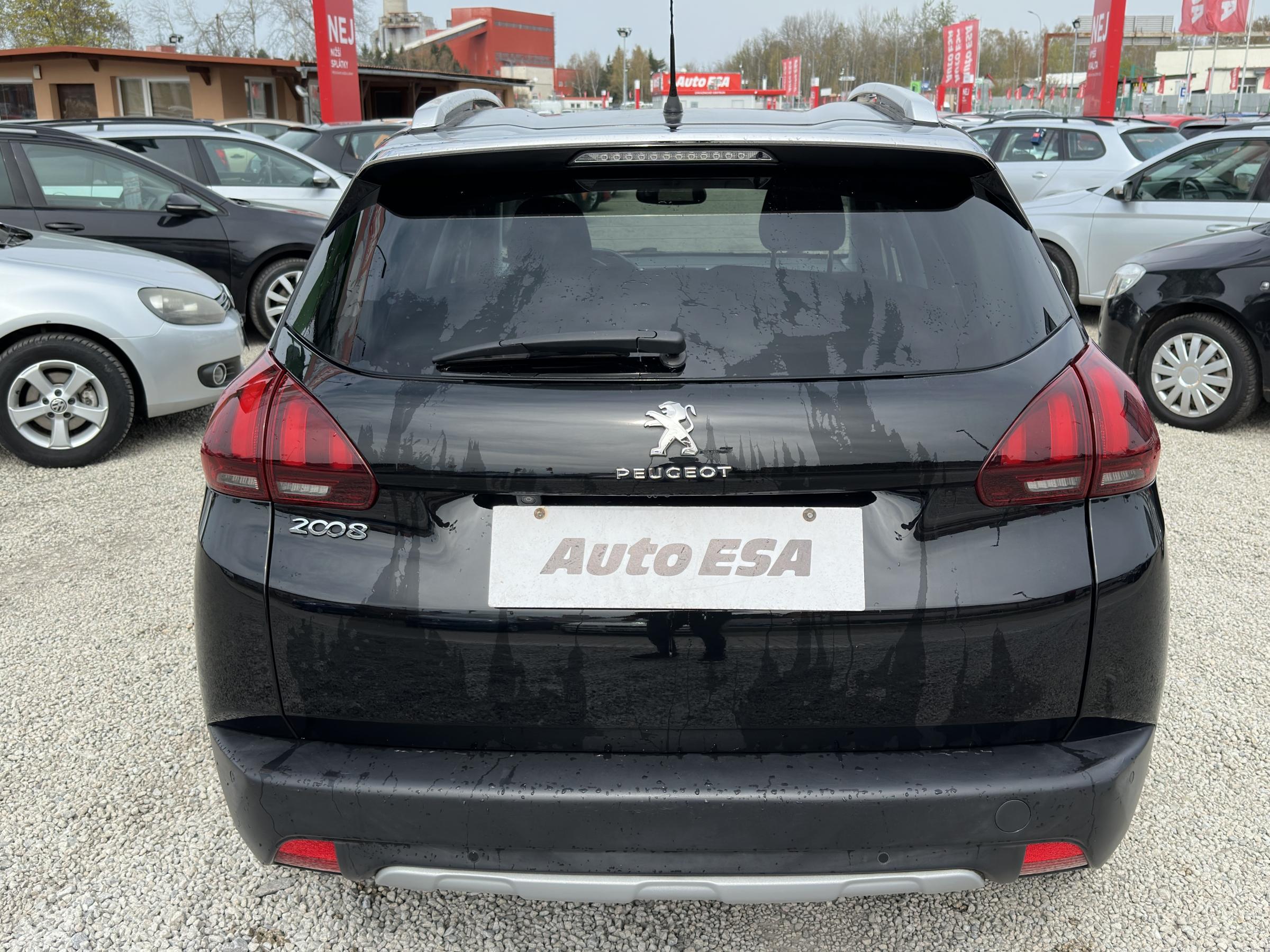 Peugeot 2008, 2019 - pohled č. 5