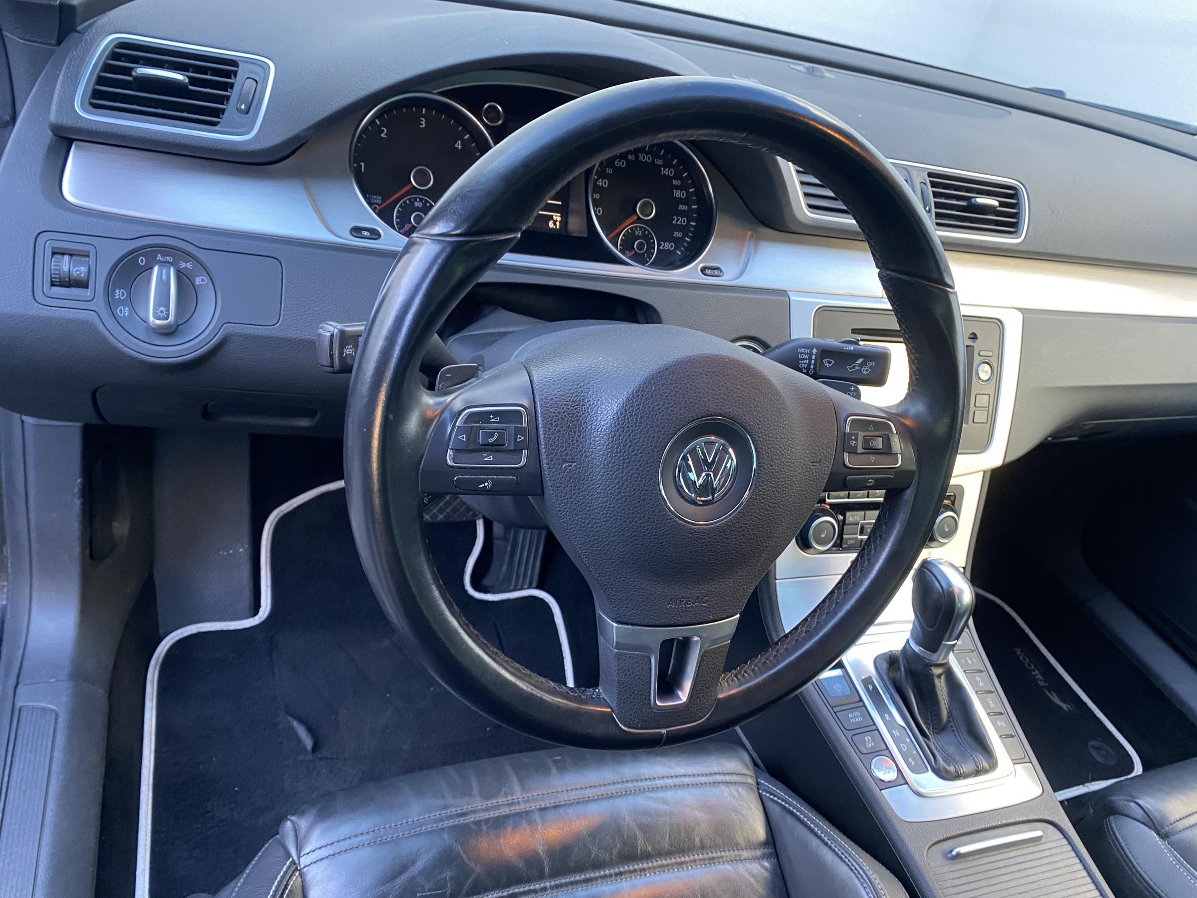 Volkswagen Passat CC, 2010 - pohled č. 13