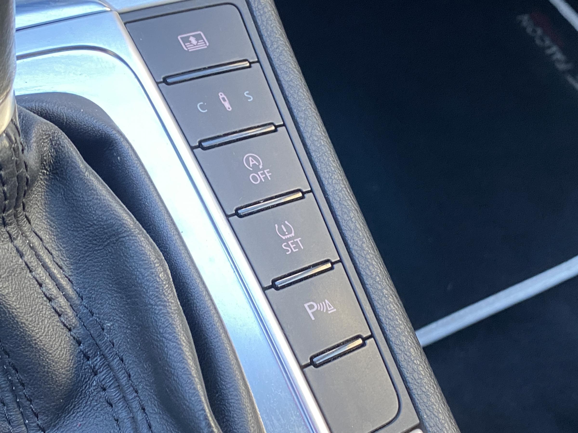 Volkswagen Passat CC, 2010 - pohled č. 16