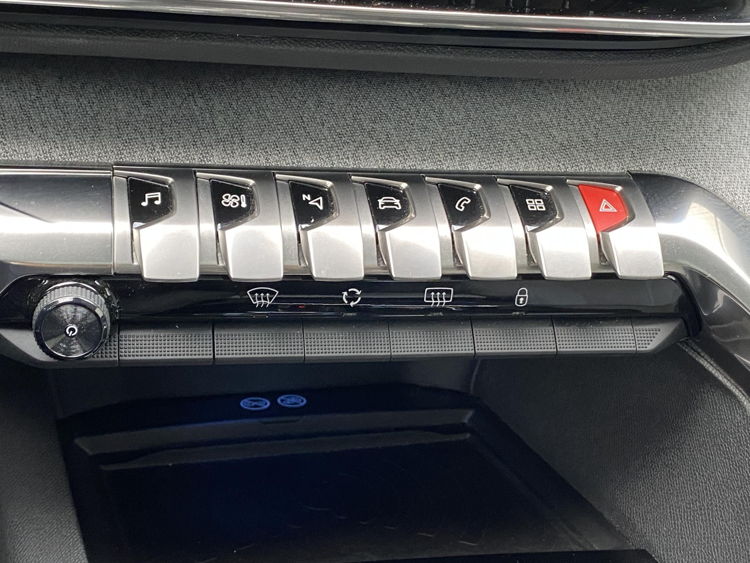 Peugeot 3008, 2019 - pohled č. 17