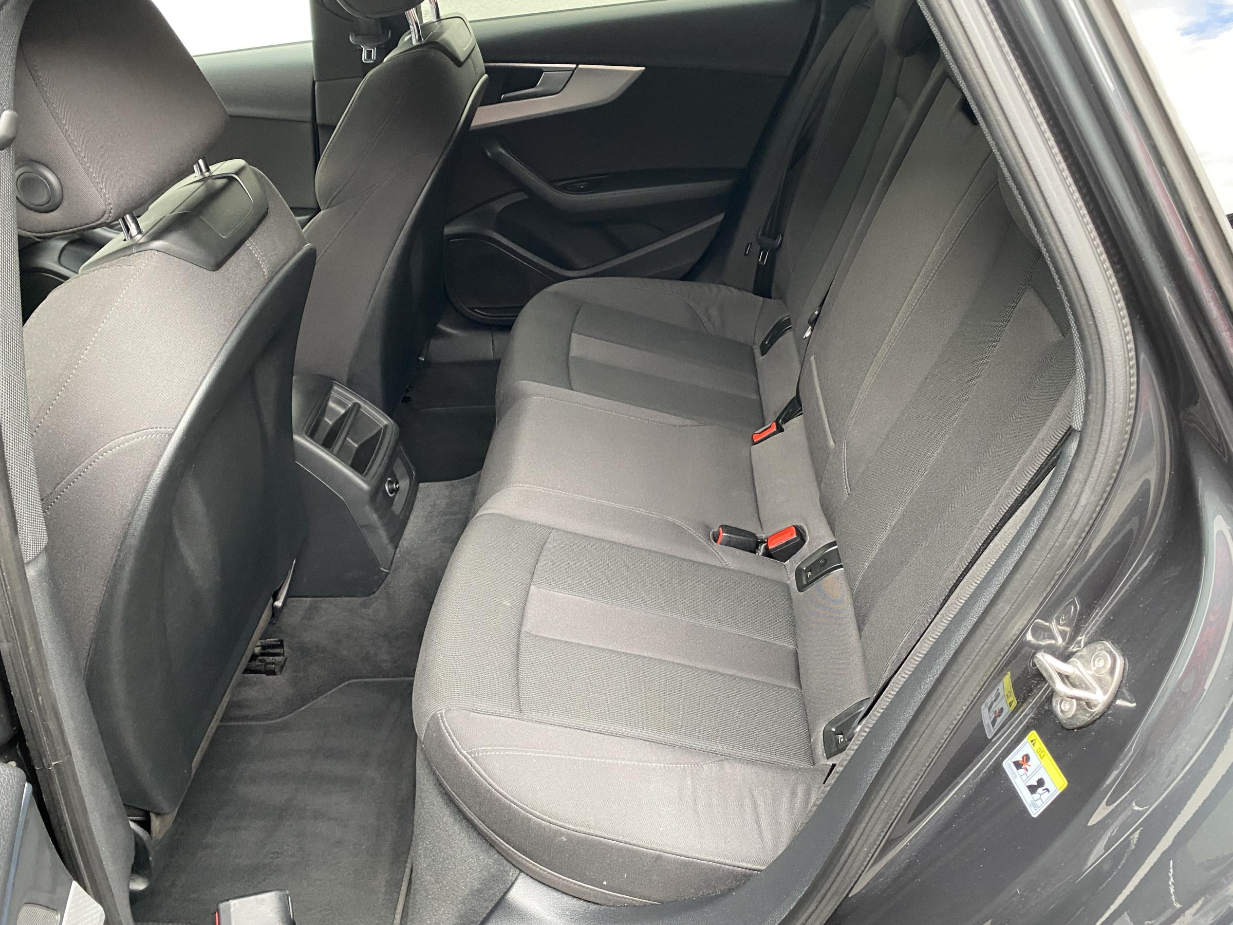 Audi A4, 2017 - pohled č. 10