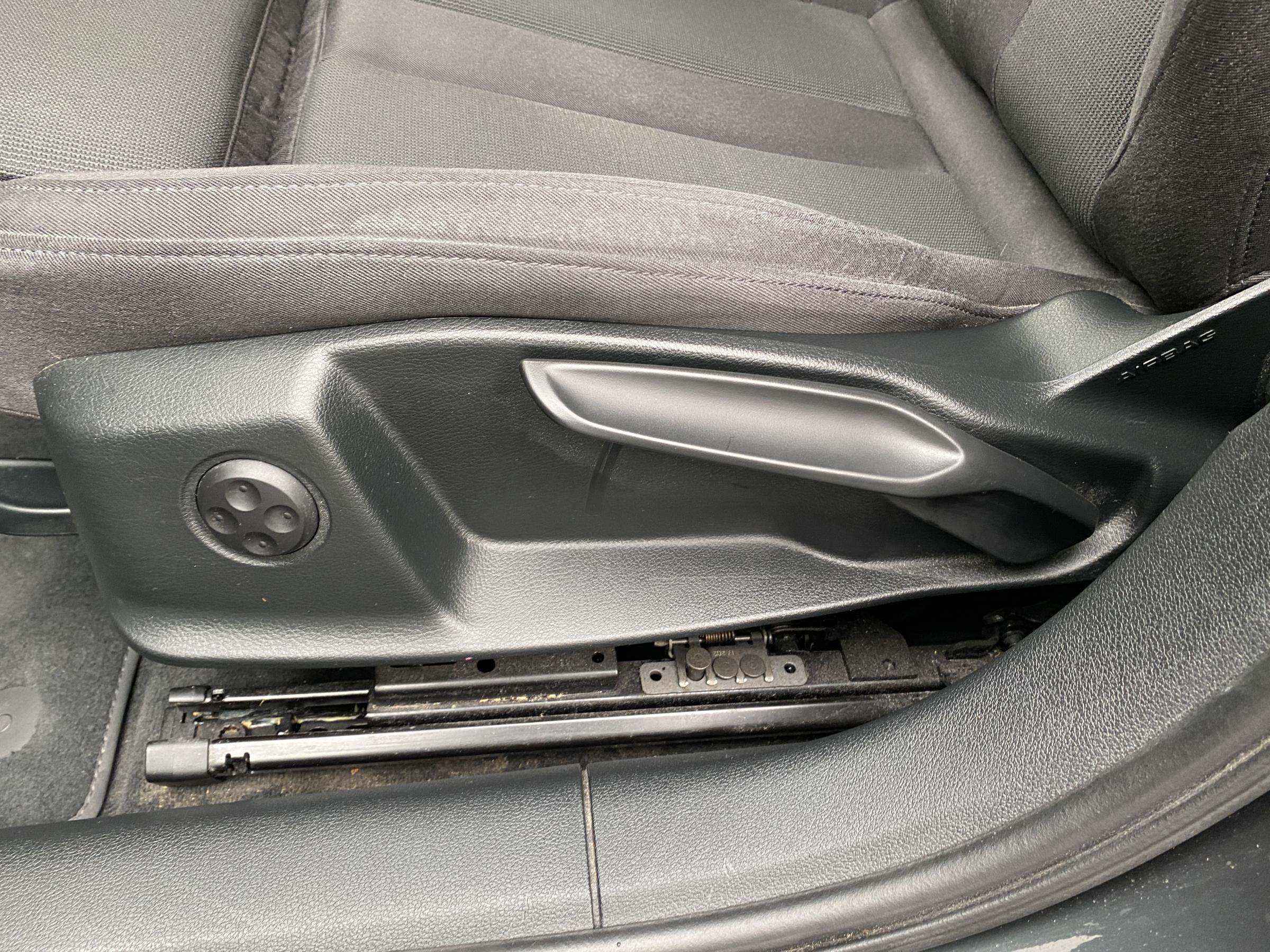 Audi A4, 2017 - pohled č. 14