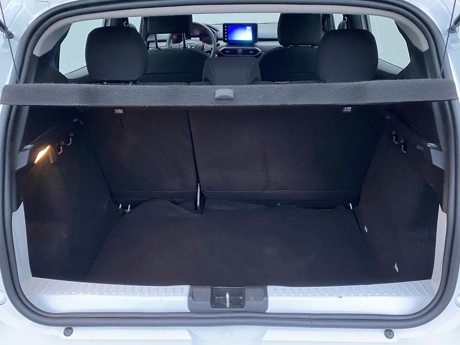 Dacia Sandero 1.0 i Essential