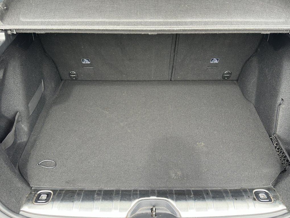 Peugeot 2008 1.2PT Crossway