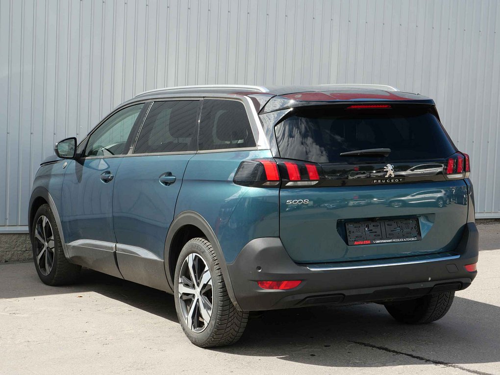 Peugeot 5008 1.5 HDi Crossway