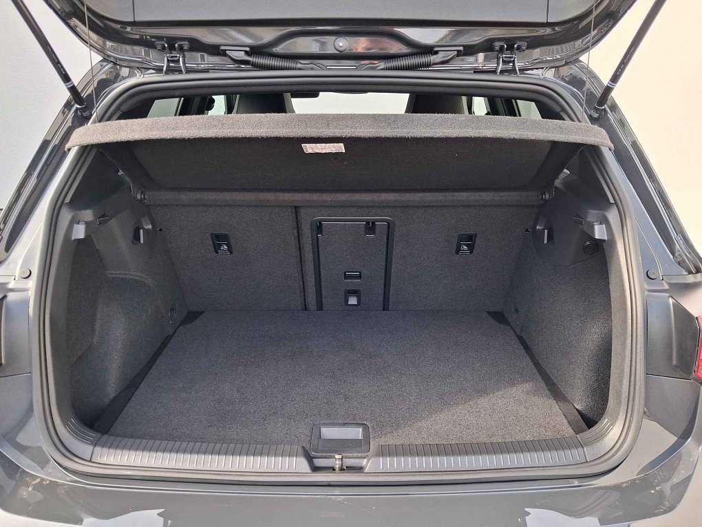 Volkswagen Golf 1.5 TSi R-Line