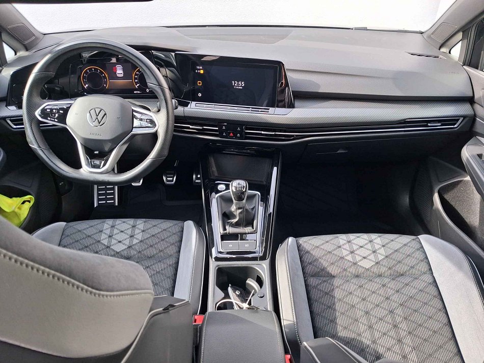 Volkswagen Golf 1.5 TSi R-Line