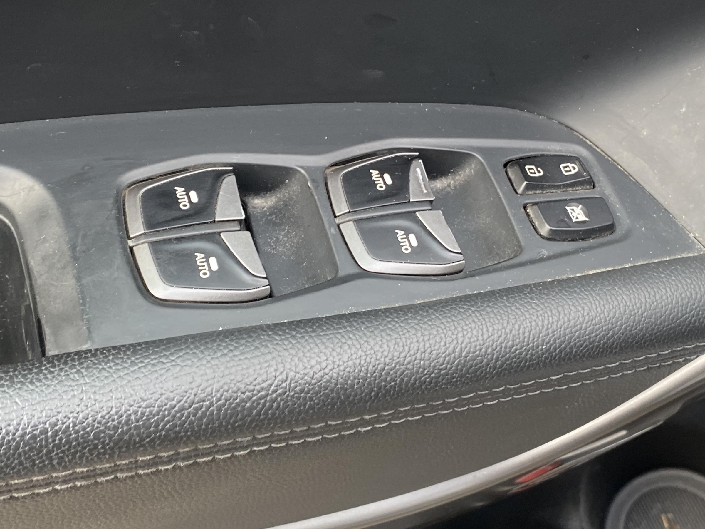 Hyundai Santa Fe, 2016 - pohled č. 11