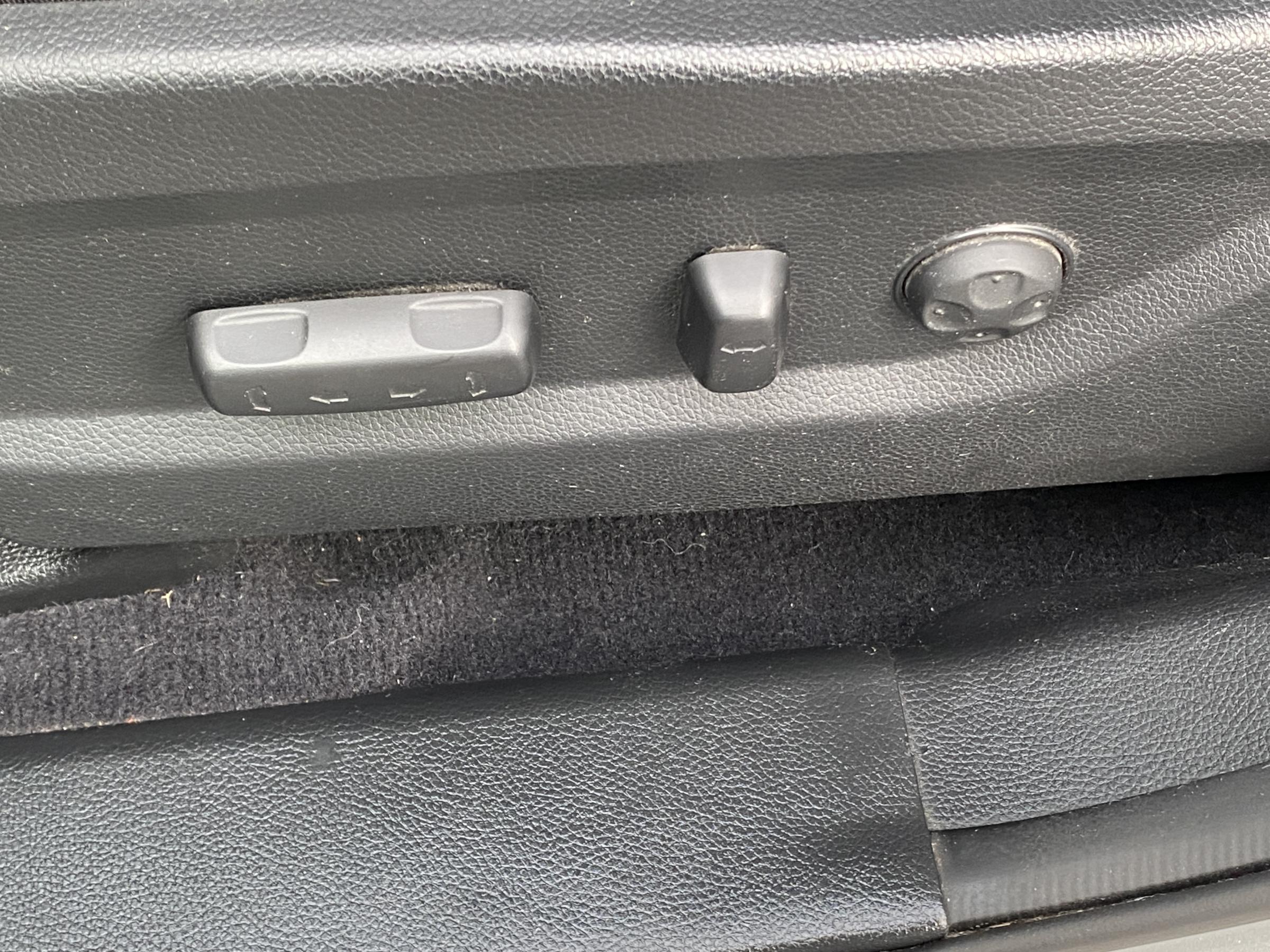 Hyundai Santa Fe, 2016 - pohled č. 12