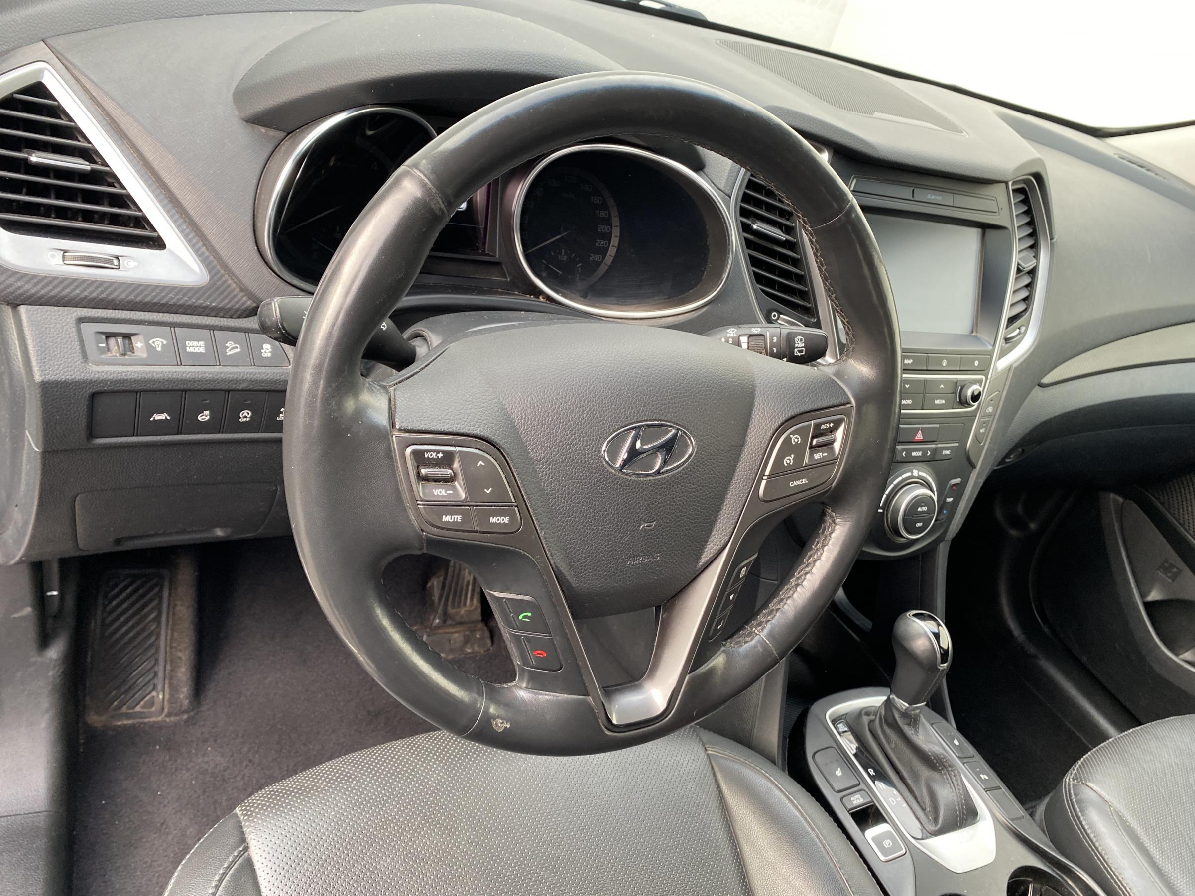 Hyundai Santa Fe, 2016 - pohled č. 13