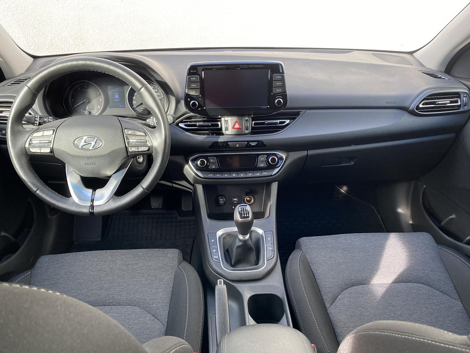 Hyundai I30 1.5 T-GDi Smart 48V
