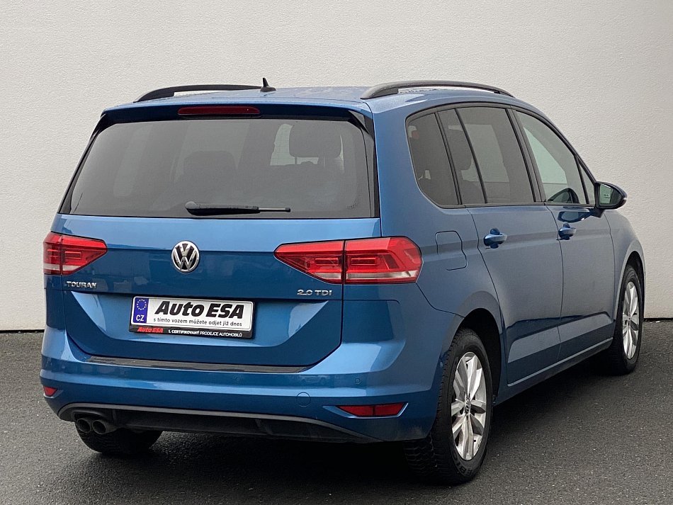Volkswagen Touran 2.0 TDi 