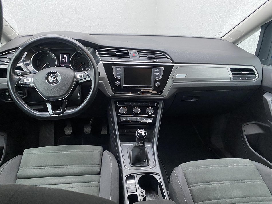 Volkswagen Touran 2.0 TDi 