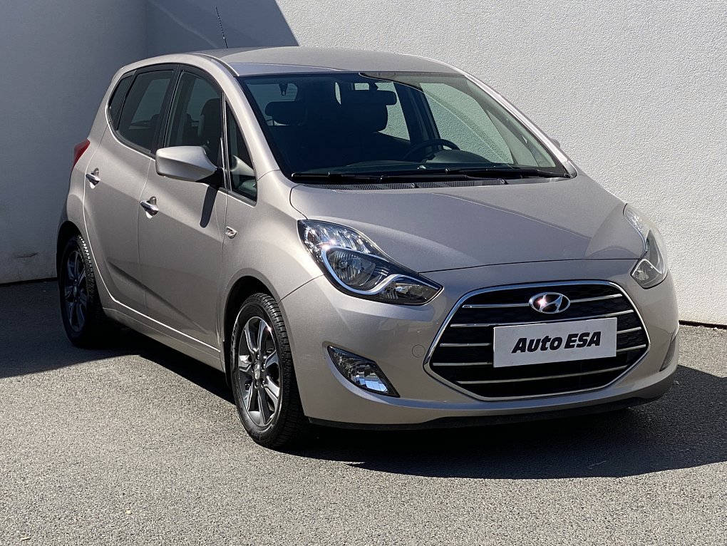 Hyundai Ix20 1.4 i 
