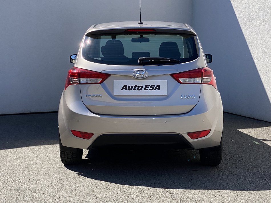Hyundai Ix20 1.4 i 