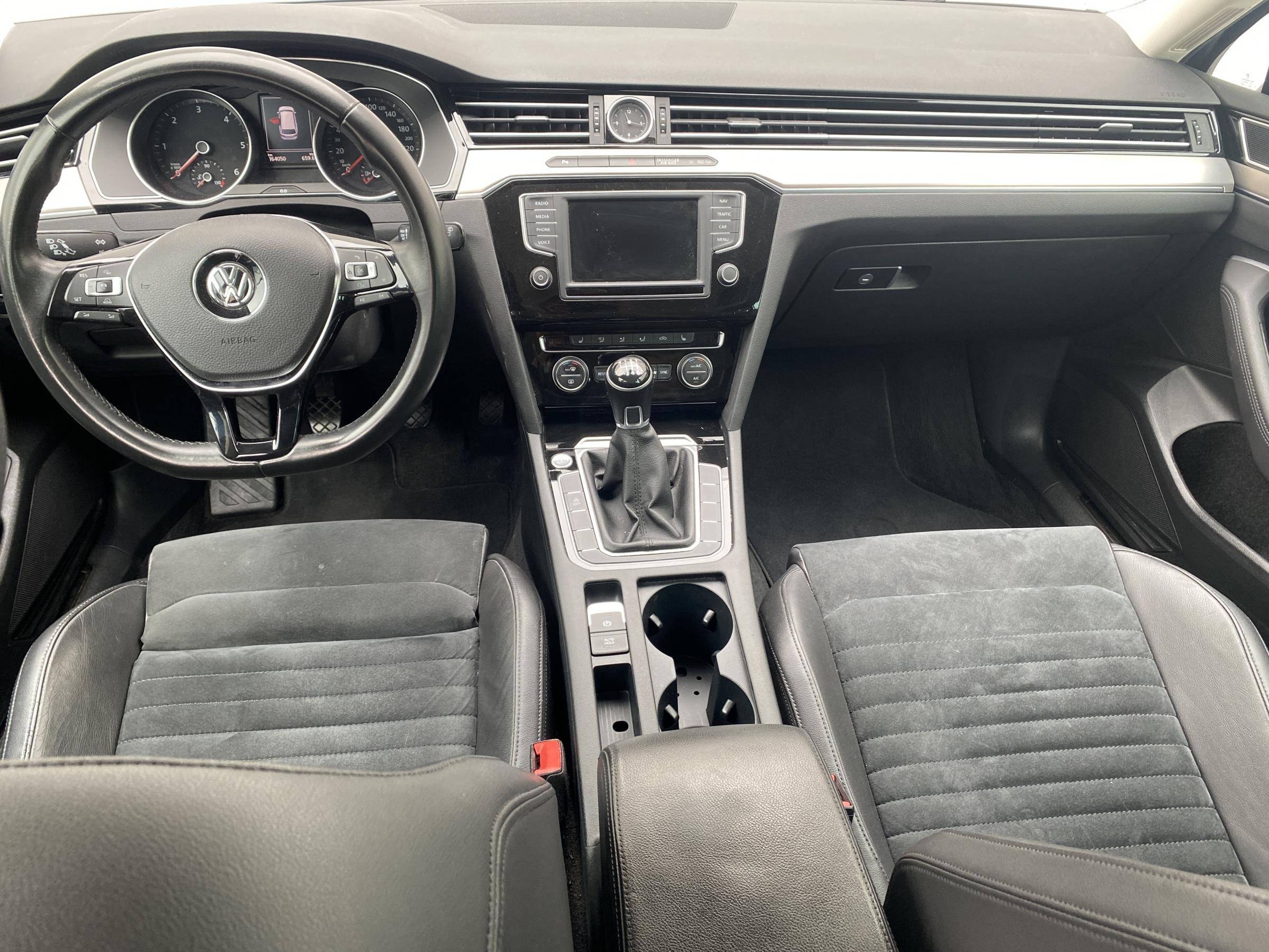 Volkswagen Passat, 2016 - pohled č. 9