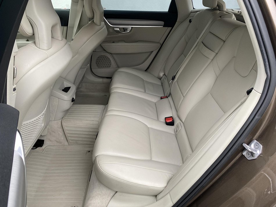 Volvo V90 2.0 D  4x4