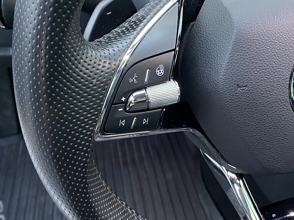 Škoda Octavia IV 1.5TSi e-TEC 