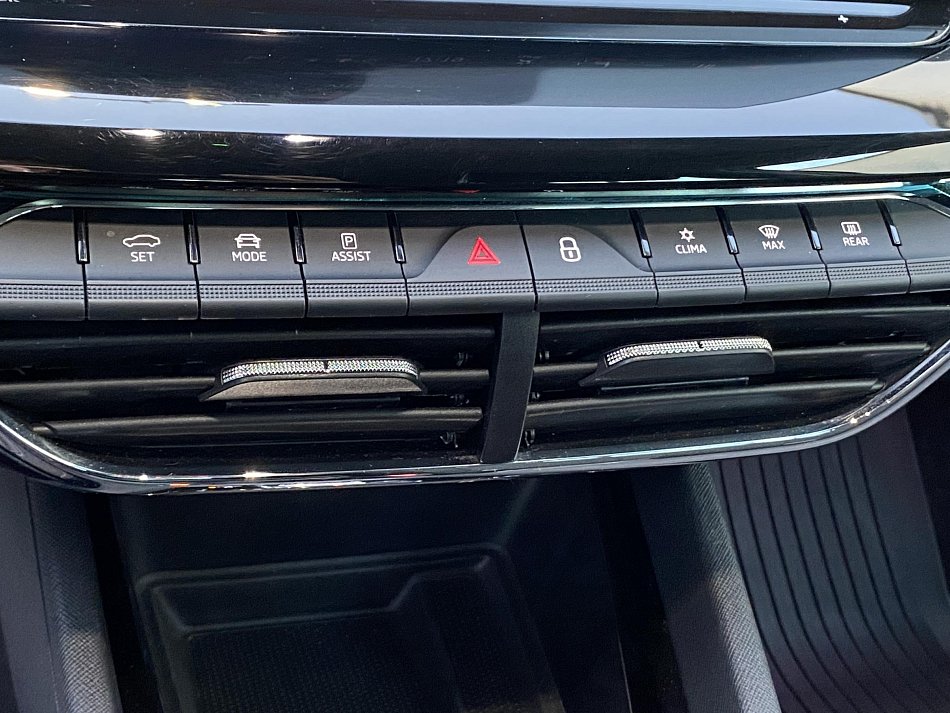 Škoda Octavia IV 1.5TSi e-TEC 