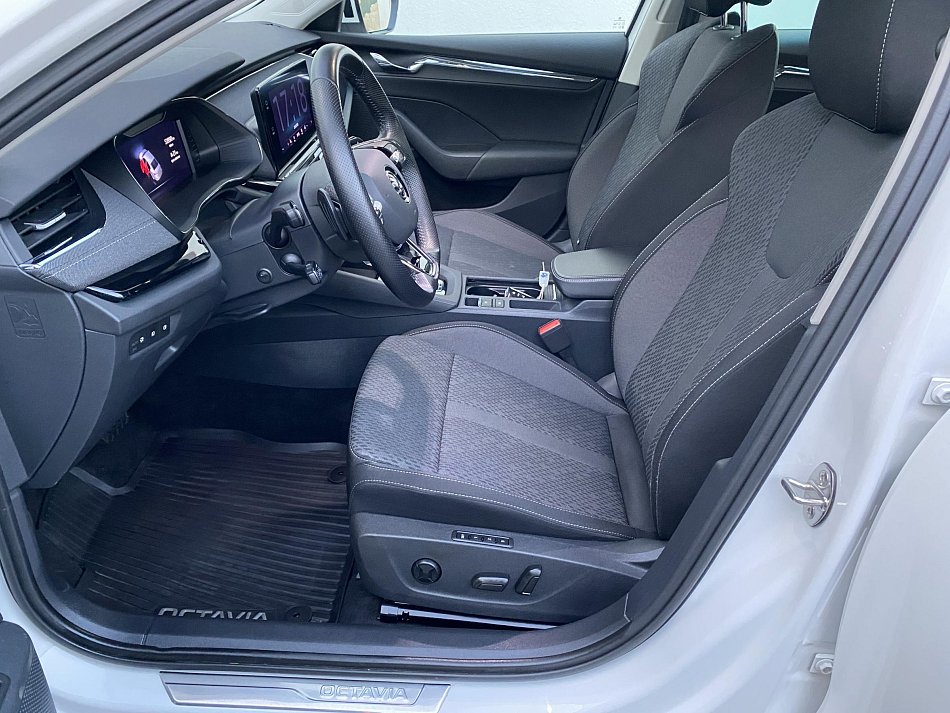 Škoda Octavia IV 1.5TSi e-TEC 