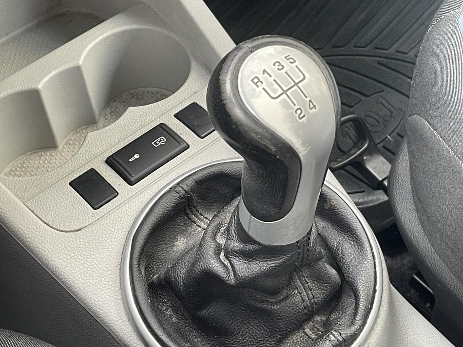 Škoda Fabia II 1.2i 