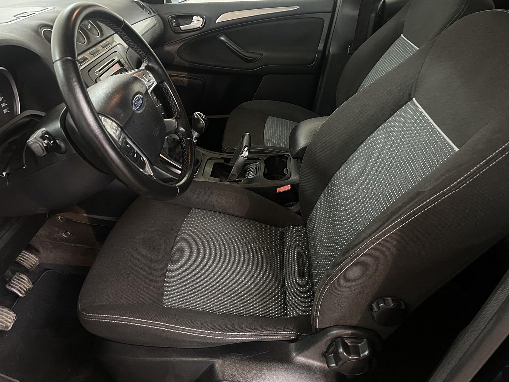 Ford Galaxy 2.0 TDCi  7míst