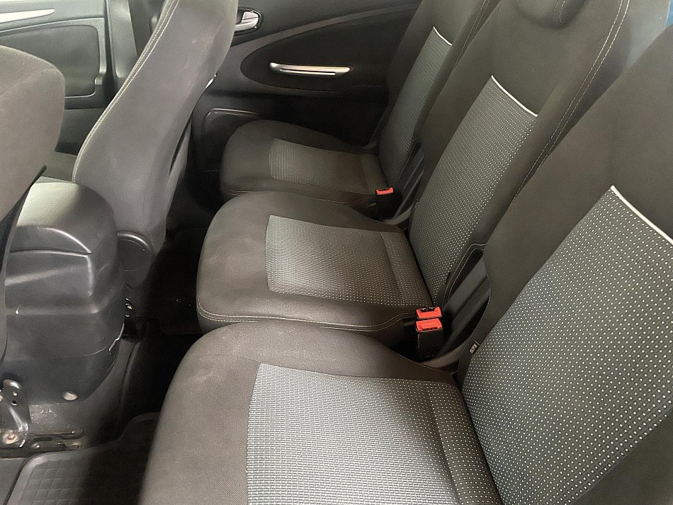 Ford Galaxy 2.0 TDCi  7míst