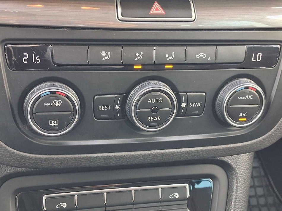 Volkswagen Sharan 2.0 TDi 
