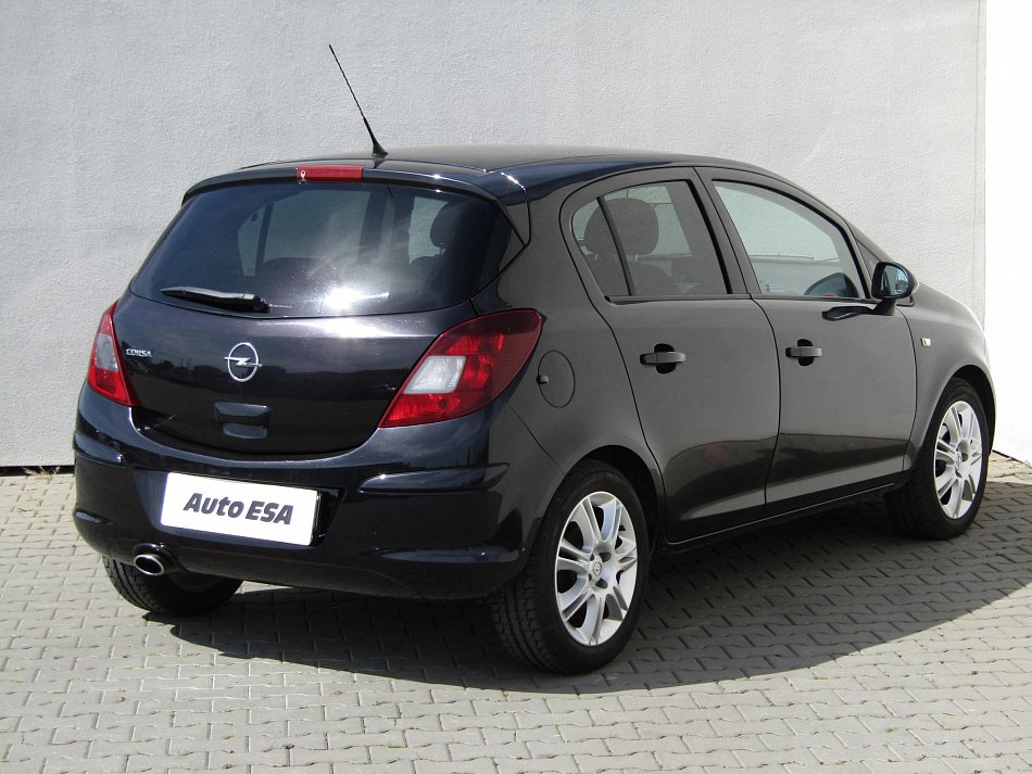 Opel Corsa 1.2 i 