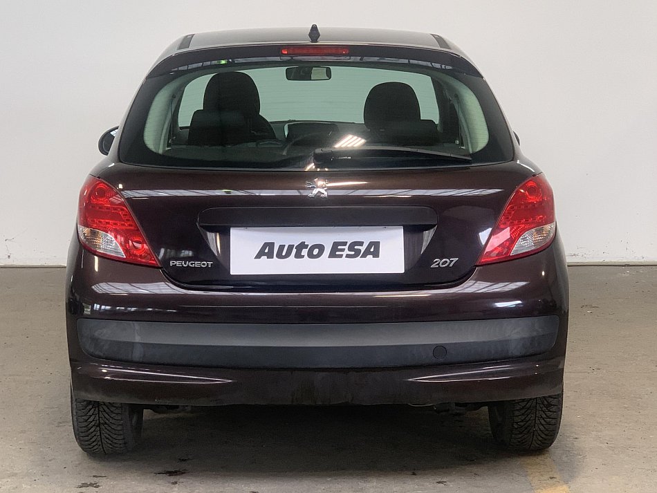 Peugeot 207 1.4i 