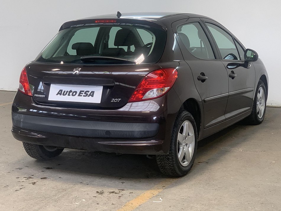 Peugeot 207 1.4i 