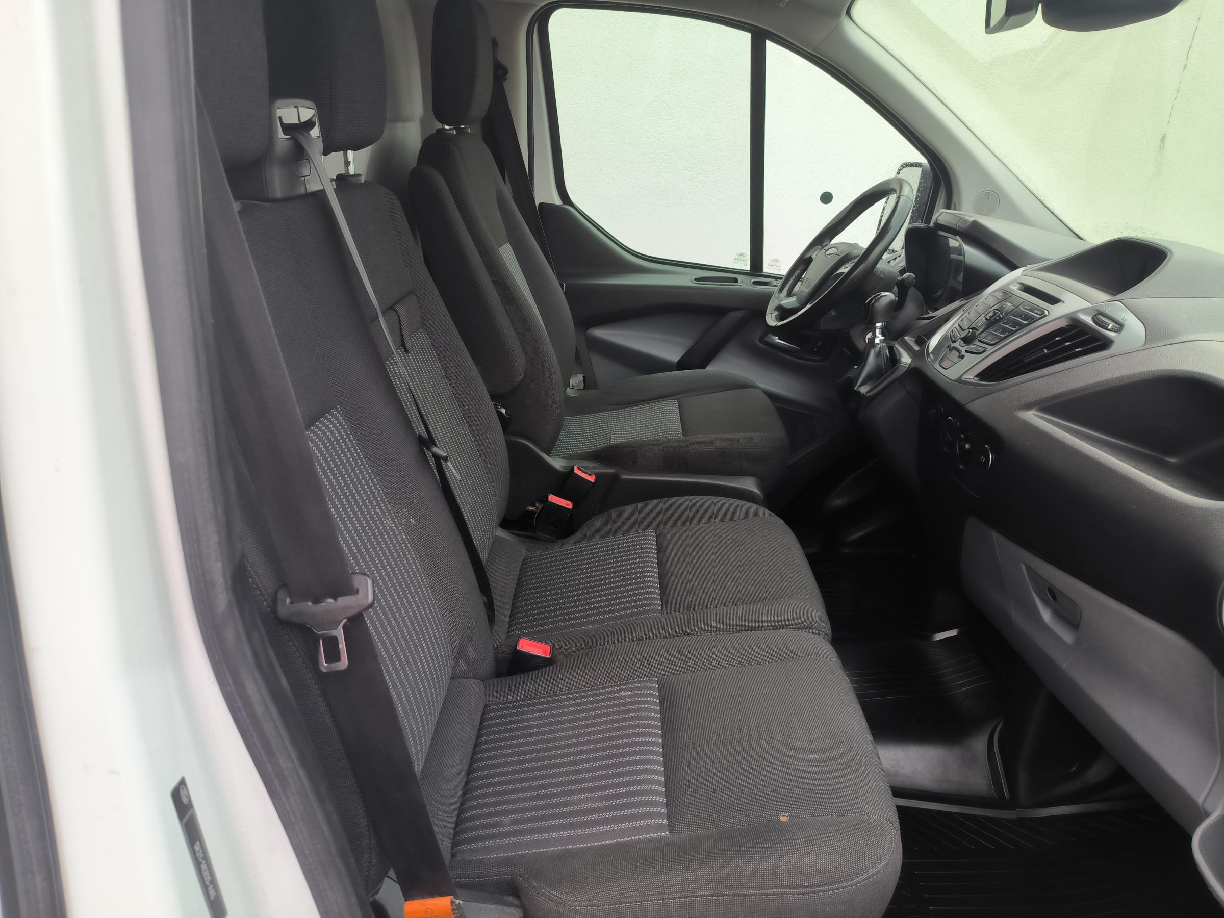 Ford Transit Custom, 2017 - pohled č. 23