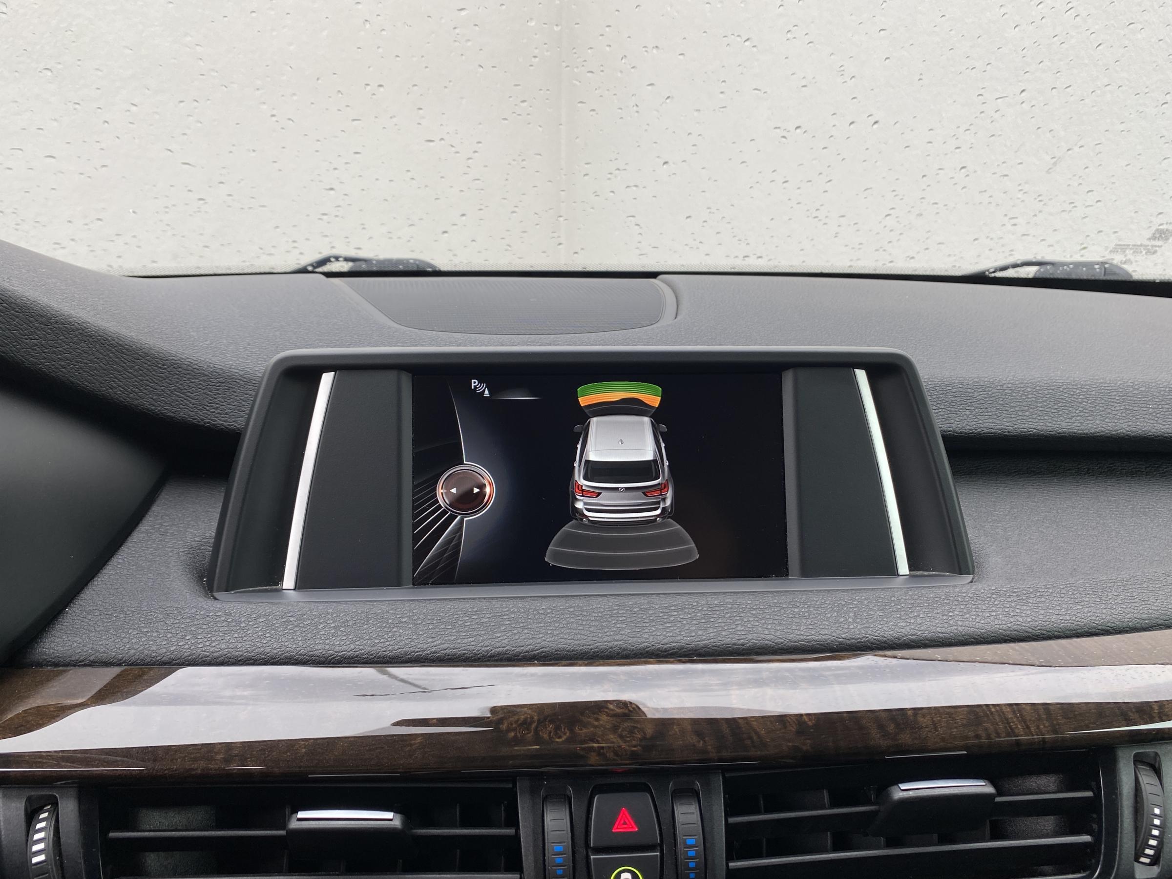 BMW X5, 2016 - pohled č. 13