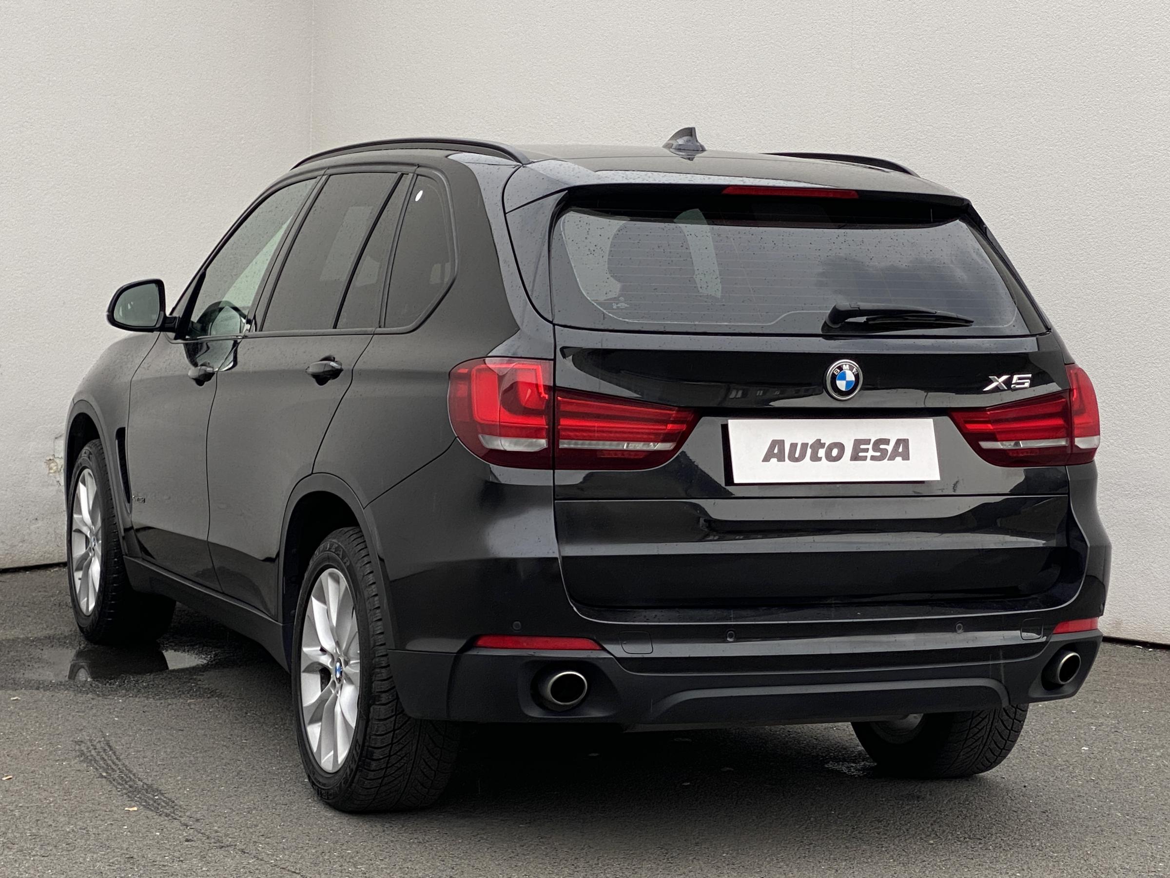BMW X5, 2016 - pohled č. 6