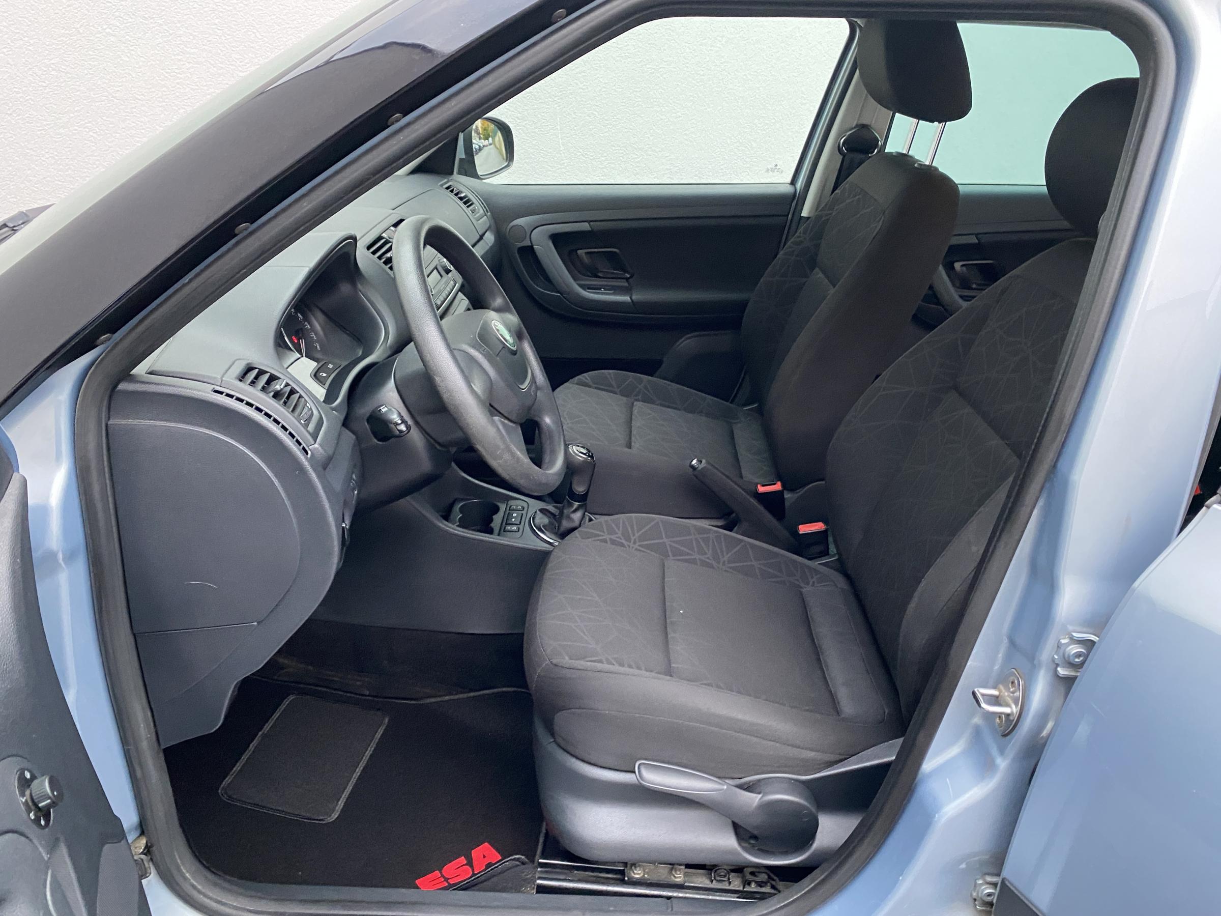 Škoda Fabia II, 2011 - pohled č. 9