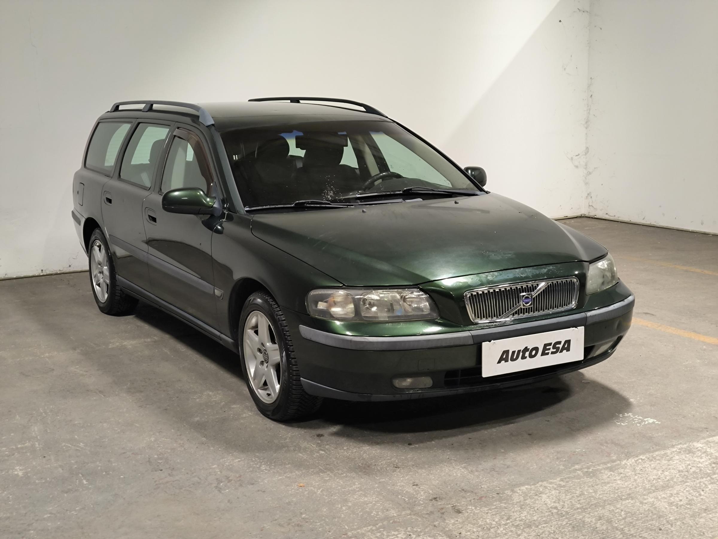 Volvo V70, 2000