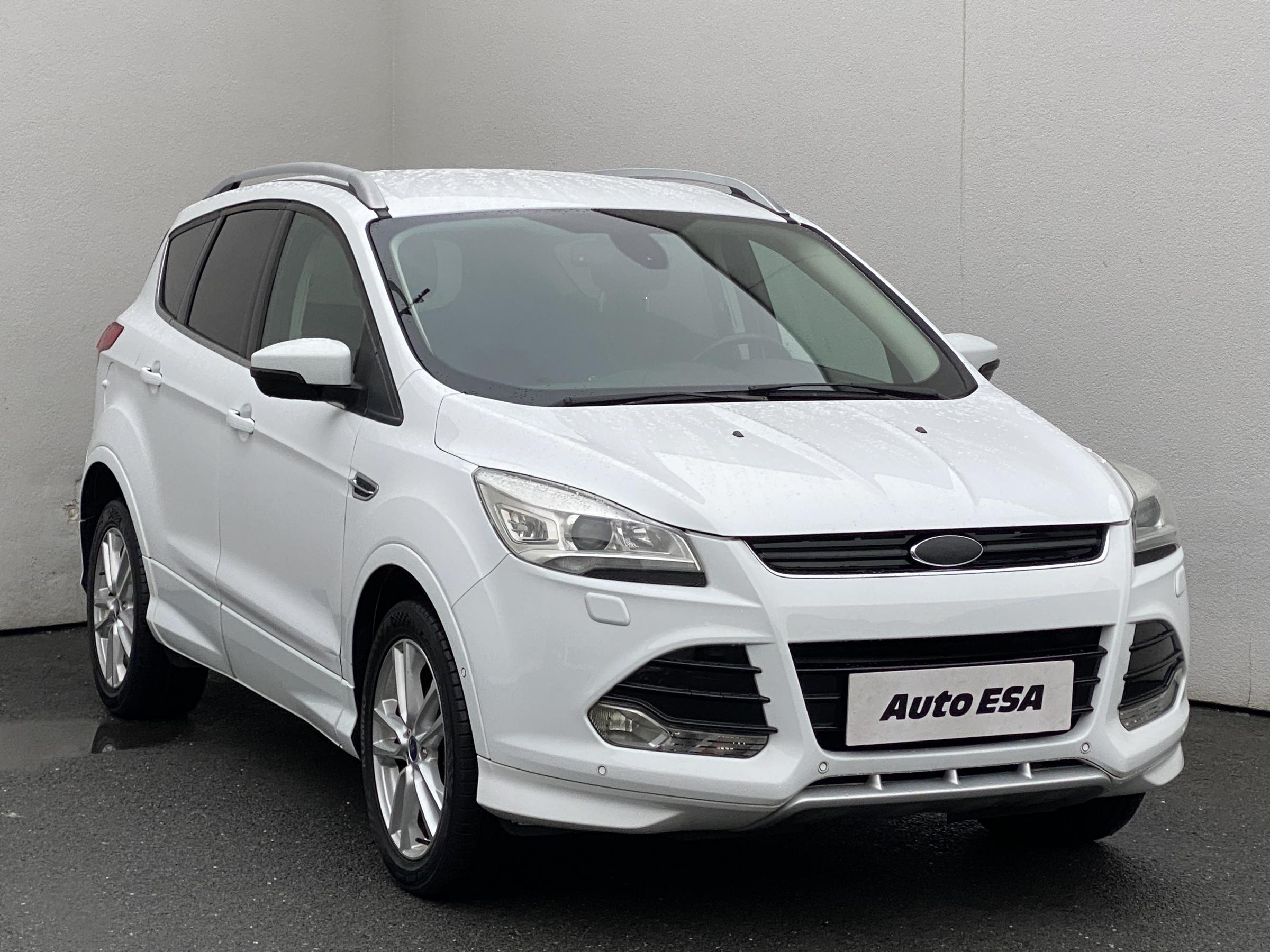 Ford Kuga, 2015