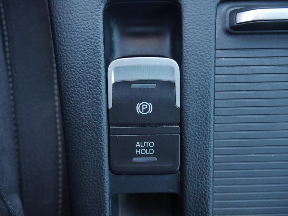 Volkswagen Passat 2.0TDi 