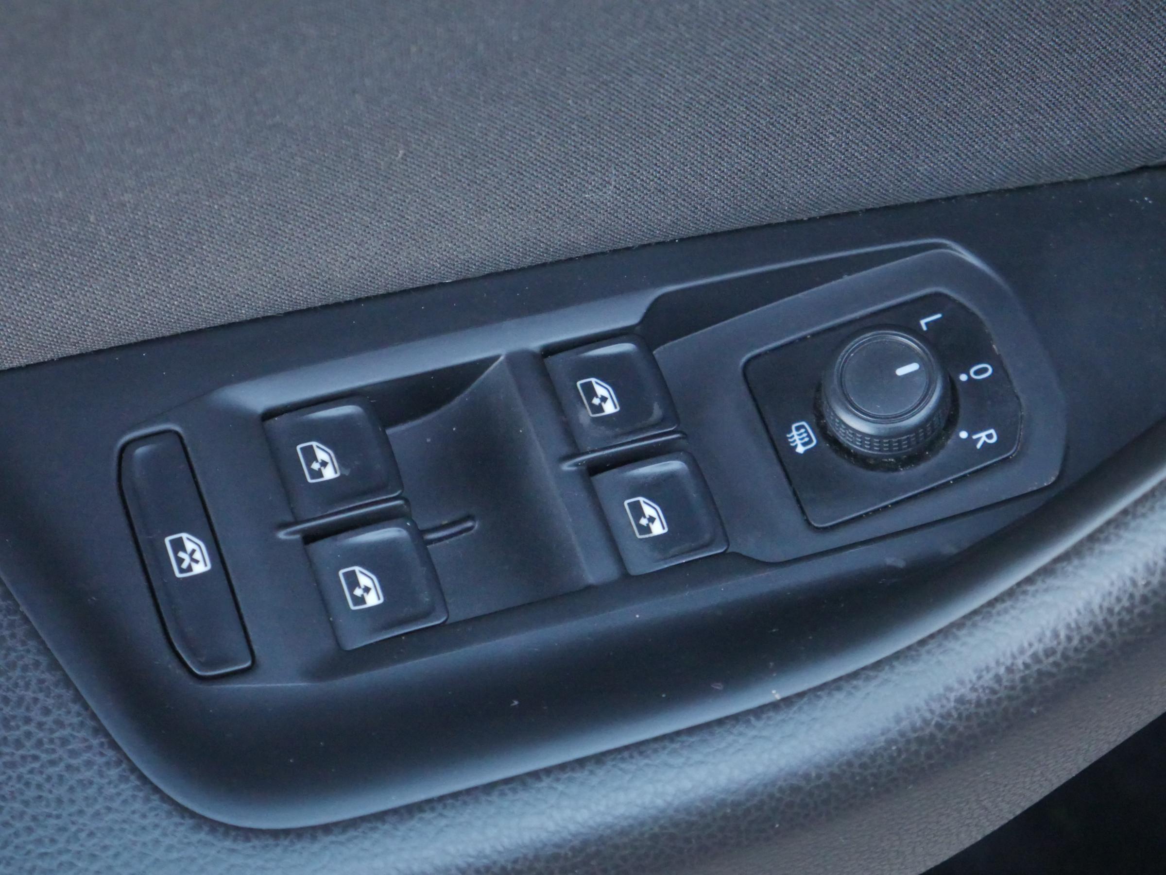 Volkswagen Passat, 2018 - pohled č. 21